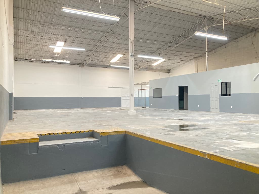 Fotografía real de un Commercial Warehouse que puedes rentar con SpotMe) de forma rápida y segura, ubicado en Saltillo, Coah.. - Foto 3