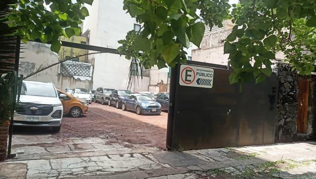 Estacionamiento 13 m² f06841c3-6846-448d-b265-38e439ca3b98