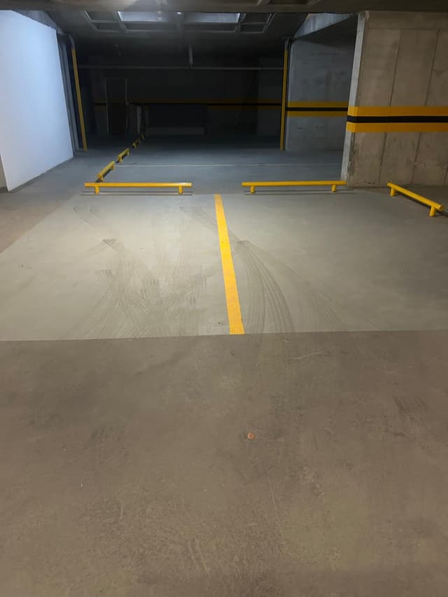 Estacionamiento 13 m² 06f75eea-5a2e-4006-bf47-d4a4d349ad42