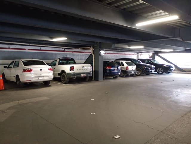 Estacionamiento 13 m² 0cf6f2cf-234c-40da-9bbc-31f76e3a9498