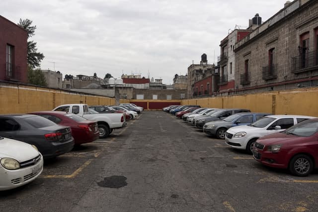 Estacionamiento 13 m² d9bedb41-1a64-47b6-b88e-e70acff35b06