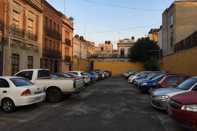 Estacionamiento 13 m² 565afaf7-e601-405c-8128-b1cd2549ba07