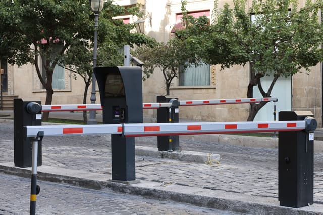 Estacionamiento 13 m² f627c866-72a8-4e50-849f-b1924109a39b