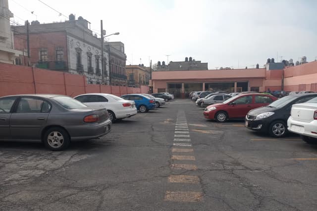 Estacionamiento 13 m² dfdb04e1-6bcc-48a7-ab81-3de835c23e31
