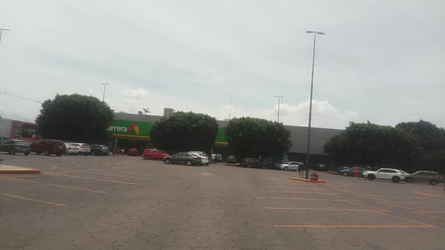 Estacionamiento 13 m² af67539a-d04e-48ef-8c51-b010cc41005d