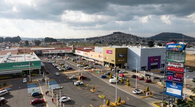 Estacionamiento 13 m² 58c972e0-2ded-48e1-a554-9b7fb256d37f