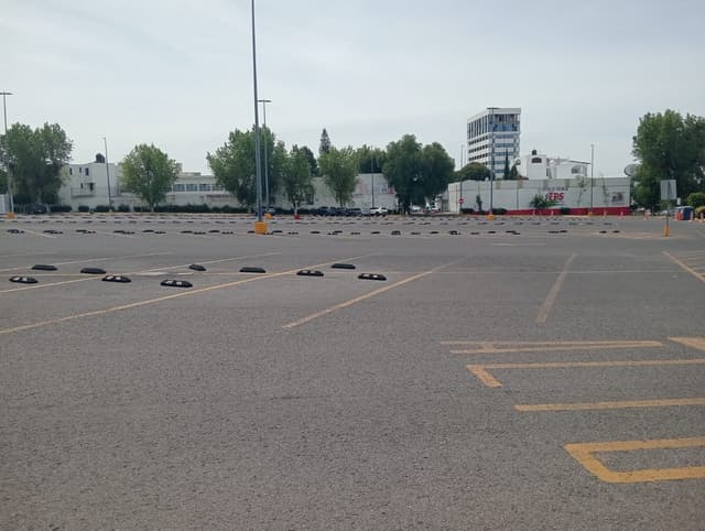 Estacionamiento 13 m² 3bb8eb7a-6a76-46aa-aefb-ae1452b59945