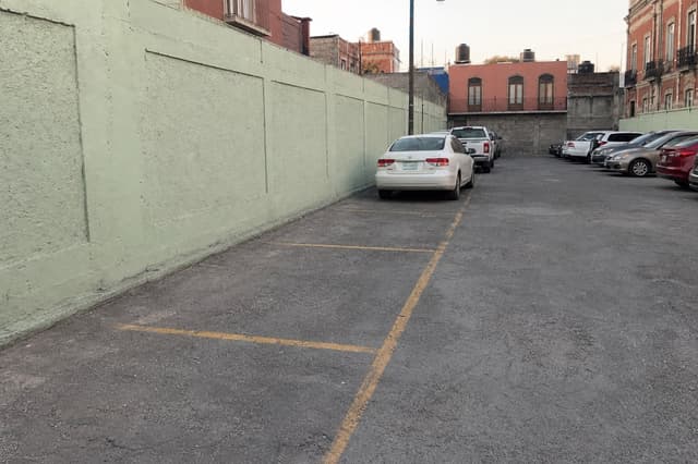 Estacionamiento 13 m² 04d49226-3f69-4ffe-9b24-950916f565c5