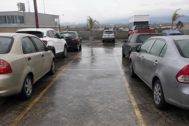 Estacionamiento 13 m² c2fe9082-0f93-46fa-9723-3621ccd49630
